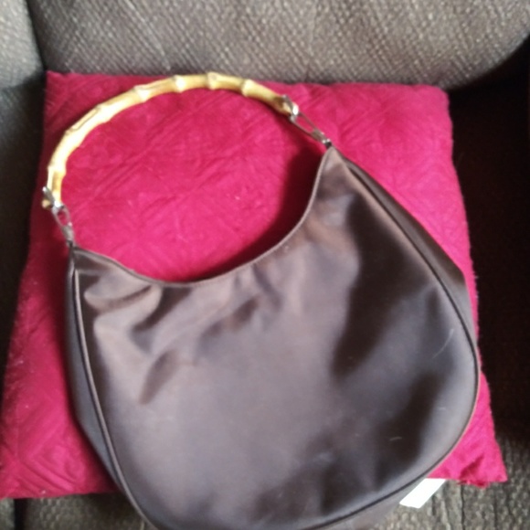 Bag and scarf - Picture 5 of 6